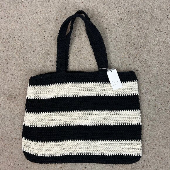 NEW A New Day Hand Crafted Woven Tote Bag Black & Ivory Crochet - Picture 1 of 5